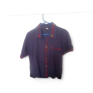 Stylish Short Sleeve Shirt with Red Accents